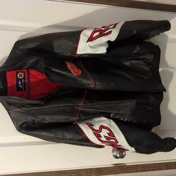 NHL Other - Detroit Red Wings NHL Men's XL Leather Jacket